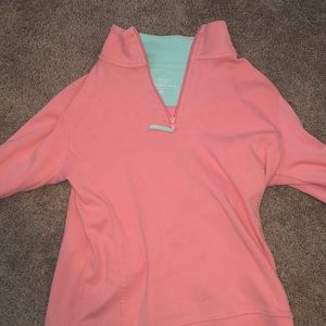 Vineyard vines sweatshirt